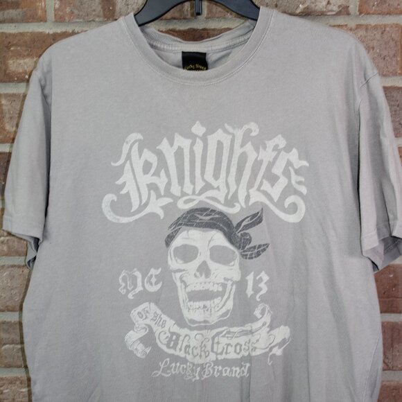 Lucky Brand T-Shirt Large Classic Fit Gray Knights of Black Cross Short Sleeve - Picture 1 of 7